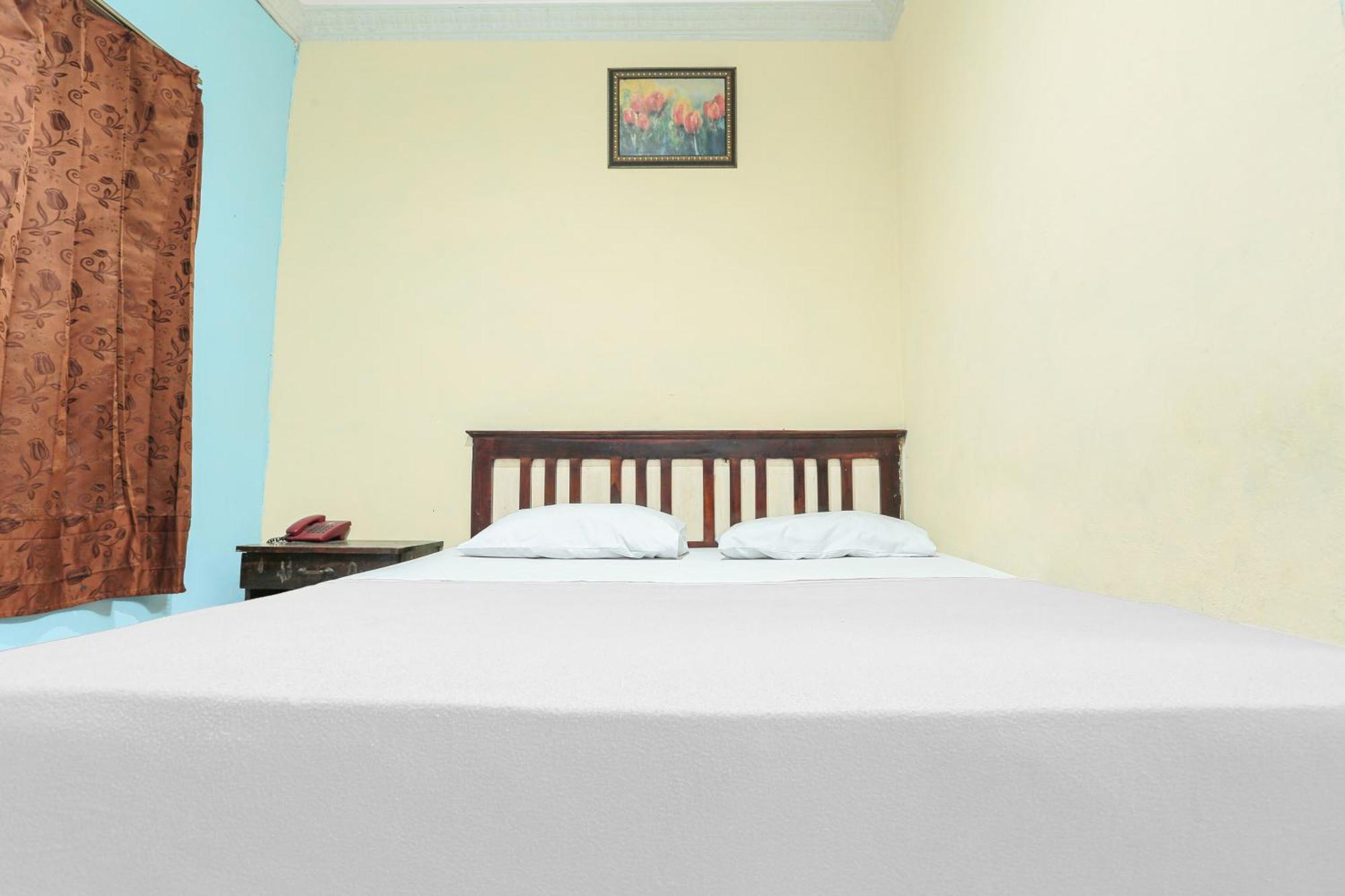 Oyo 93046 Hotel Fortuna Parepare Kültér fotó